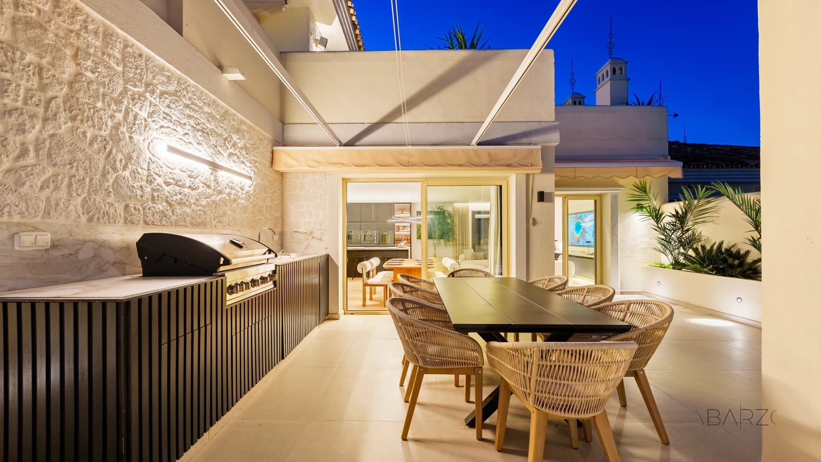 Duplex penthouse in Nueva Andalucia Marbella with private pool and sea views — interior, Nueva Andalucía, Marbella (53 of 60)