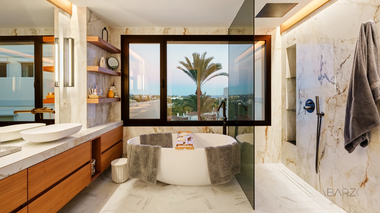 Duplex penthouse in Nueva Andalucia Marbella with private pool and sea views — interior, Nueva Andalucía, Marbella (46 of 60)