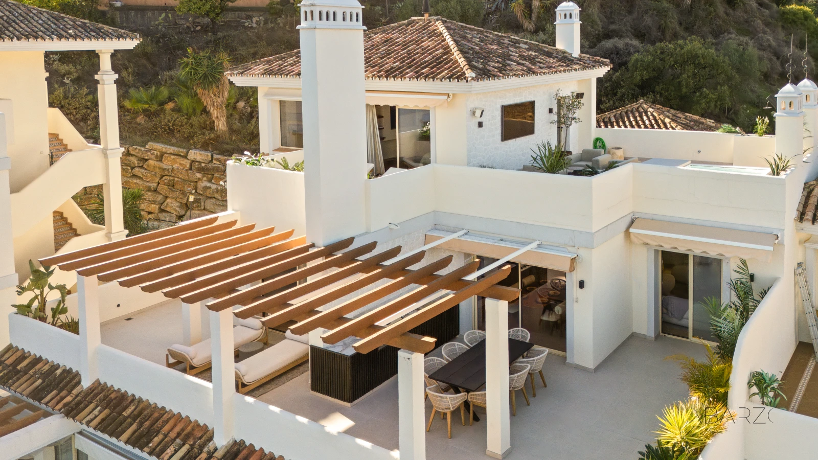 Duplex penthouse in Nueva Andalucia Marbella with private pool and sea views — interior, Nueva Andalucía, Marbella (55 of 60)