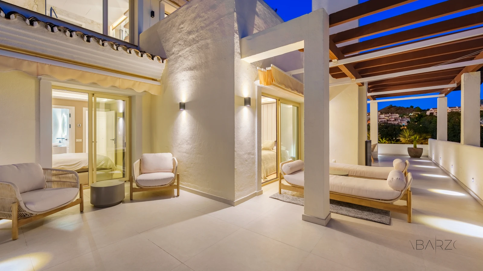 Duplex penthouse in Nueva Andalucia Marbella with private pool and sea views — interior, Nueva Andalucía, Marbella (50 of 60)
