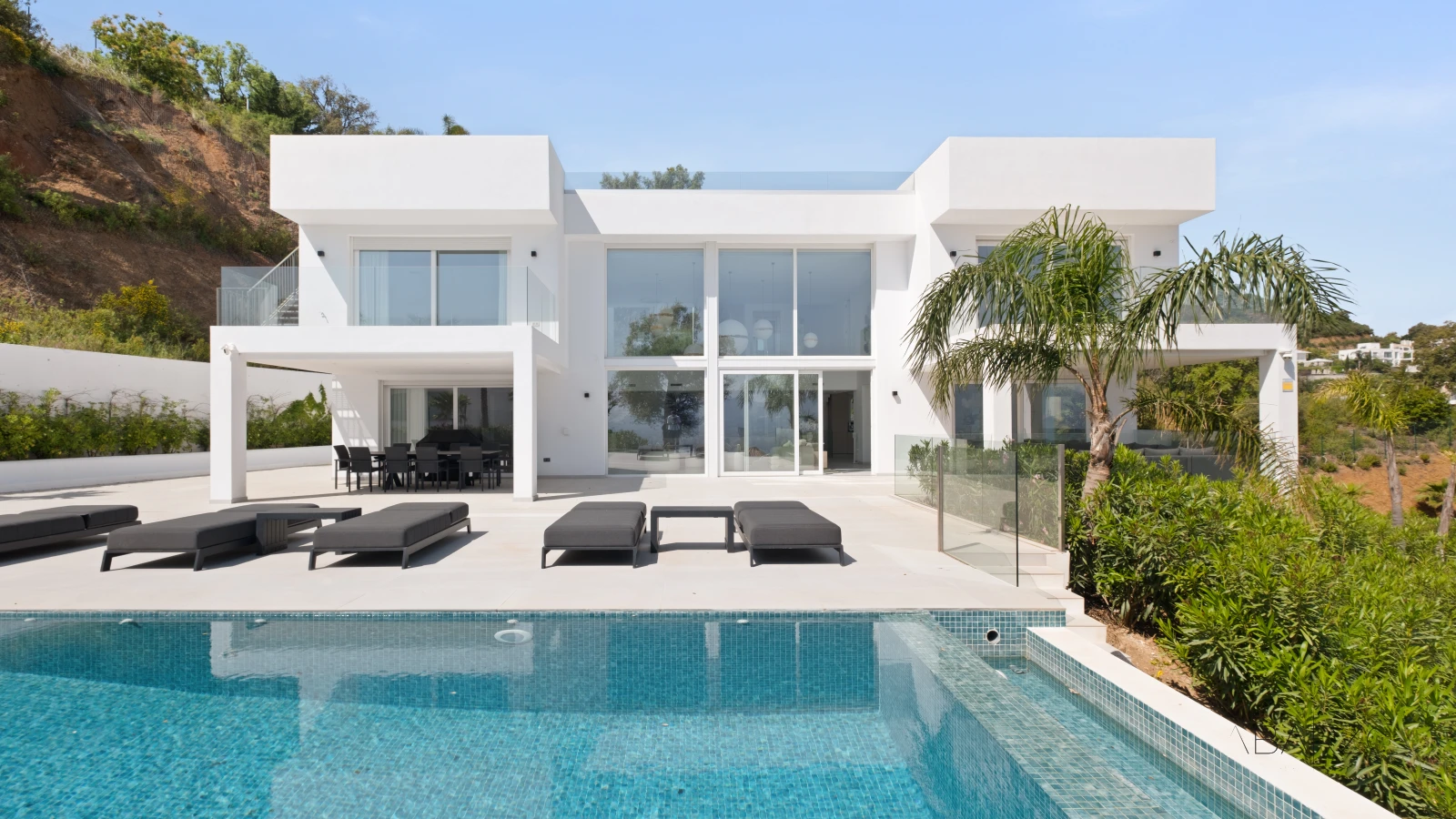 Luxury Villa in La Mairena with Private Elevator and Panoramic Views — interior, Marbella (67 of 73)