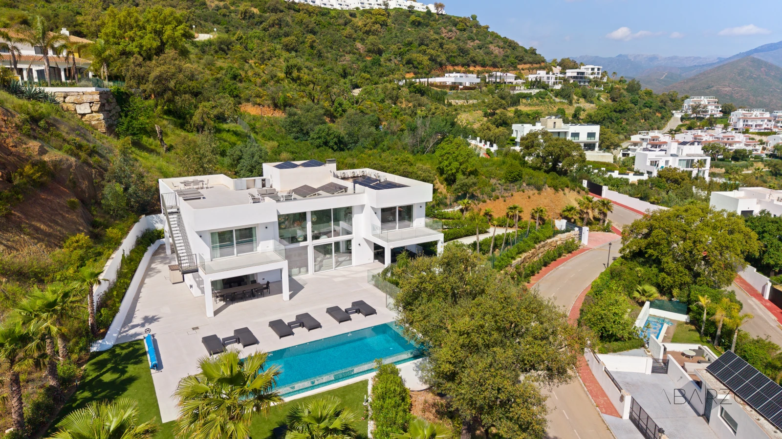 Luxury Villa in La Mairena with Private Elevator and Panoramic Views — interior, Marbella (7 of 73)