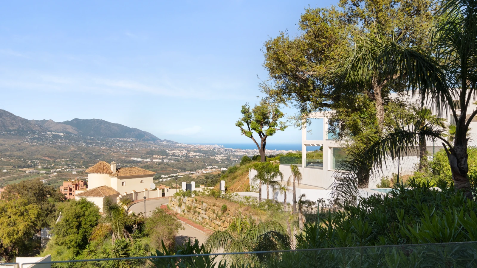 Luxury Villa in La Mairena with Private Elevator and Panoramic Views — interior, Marbella (61 of 73)