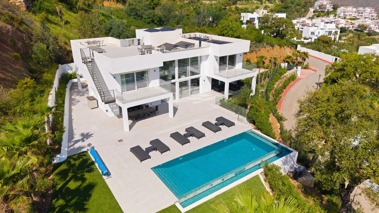 Luxury Villa in La Mairena with Private Elevator and Panoramic Views — interior, Marbella (3 of 73)