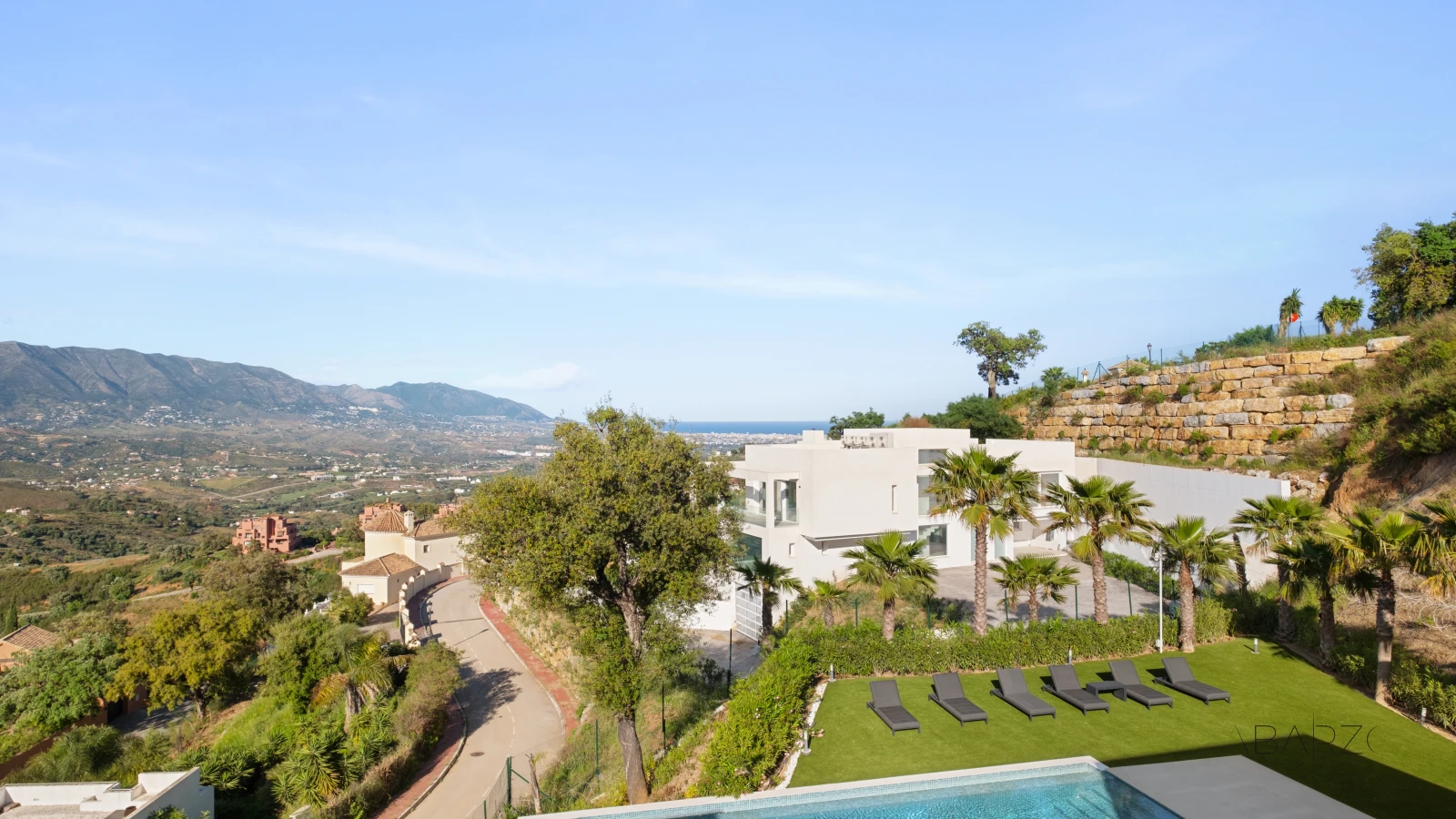 Luxury Villa in La Mairena with Private Elevator and Panoramic Views — interior, Marbella (51 of 73)