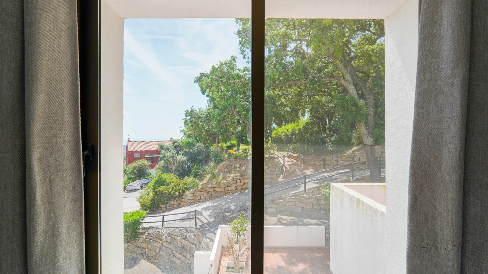 Penthouse in La Mairena with panoramic views and large private solarium — interior, Marbella East, Marbella (31 of 53)