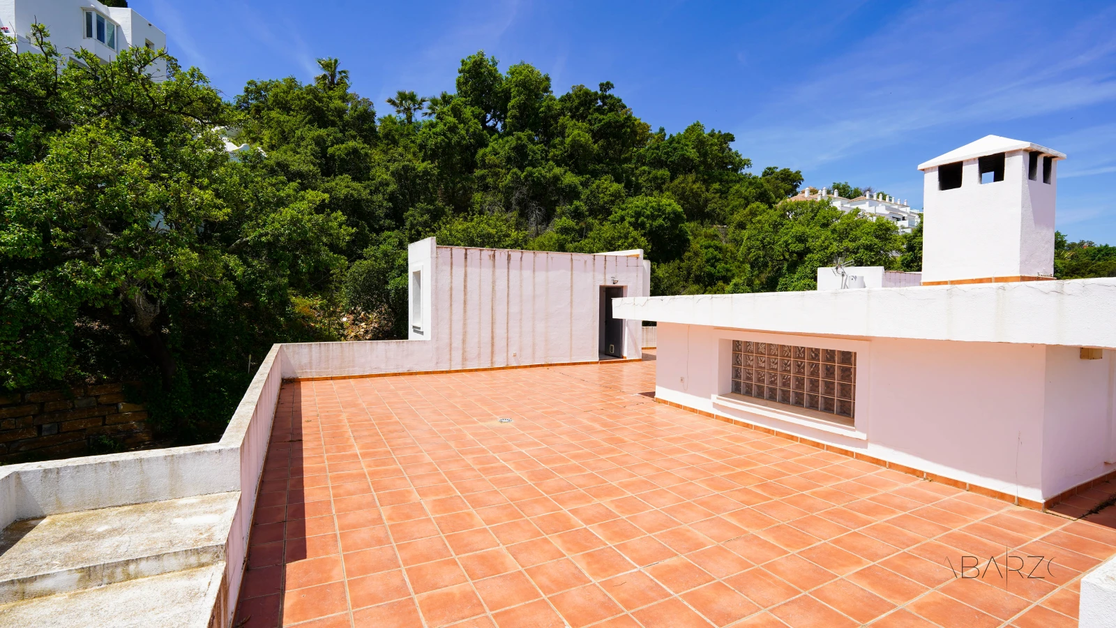 Penthouse in La Mairena with panoramic views and large private solarium — interior, Marbella East, Marbella (45 of 53)