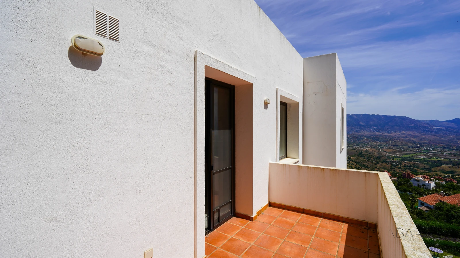 Penthouse in La Mairena with panoramic views and large private solarium — interior, Marbella East, Marbella (19 of 53)