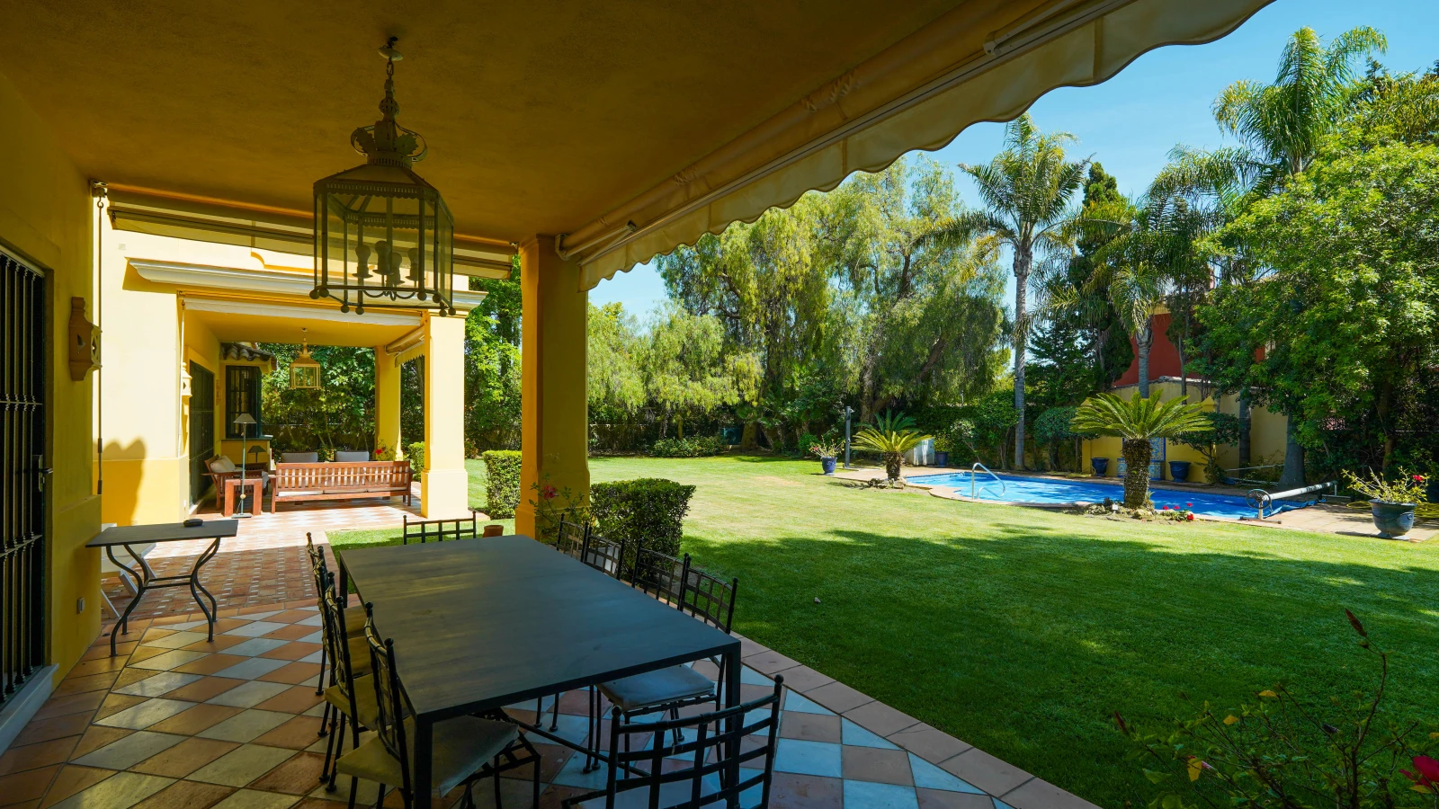 Mediterranean villa in Guadalmina with pool near the sea — interior, Guadalmina Baja, San Pedro de Alcántara (17 of 88)