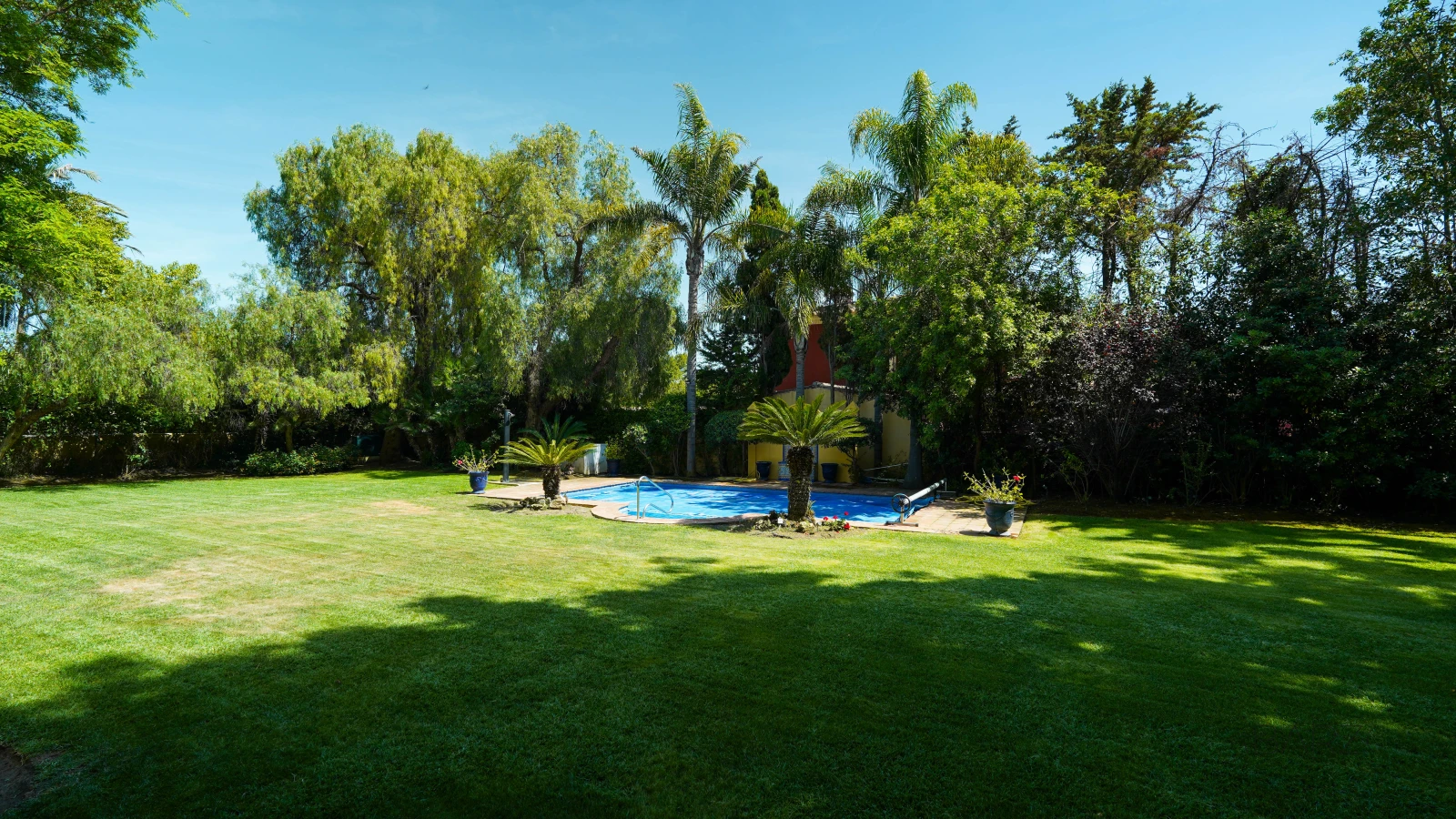 Mediterranean villa in Guadalmina with pool near the sea — interior, Guadalmina Baja, San Pedro de Alcántara (11 of 88)