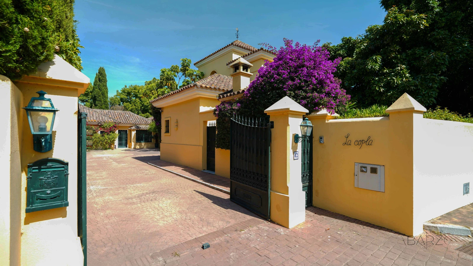 Mediterranean villa in Guadalmina with pool near the sea — interior, Guadalmina Baja, San Pedro de Alcántara (14 of 88)