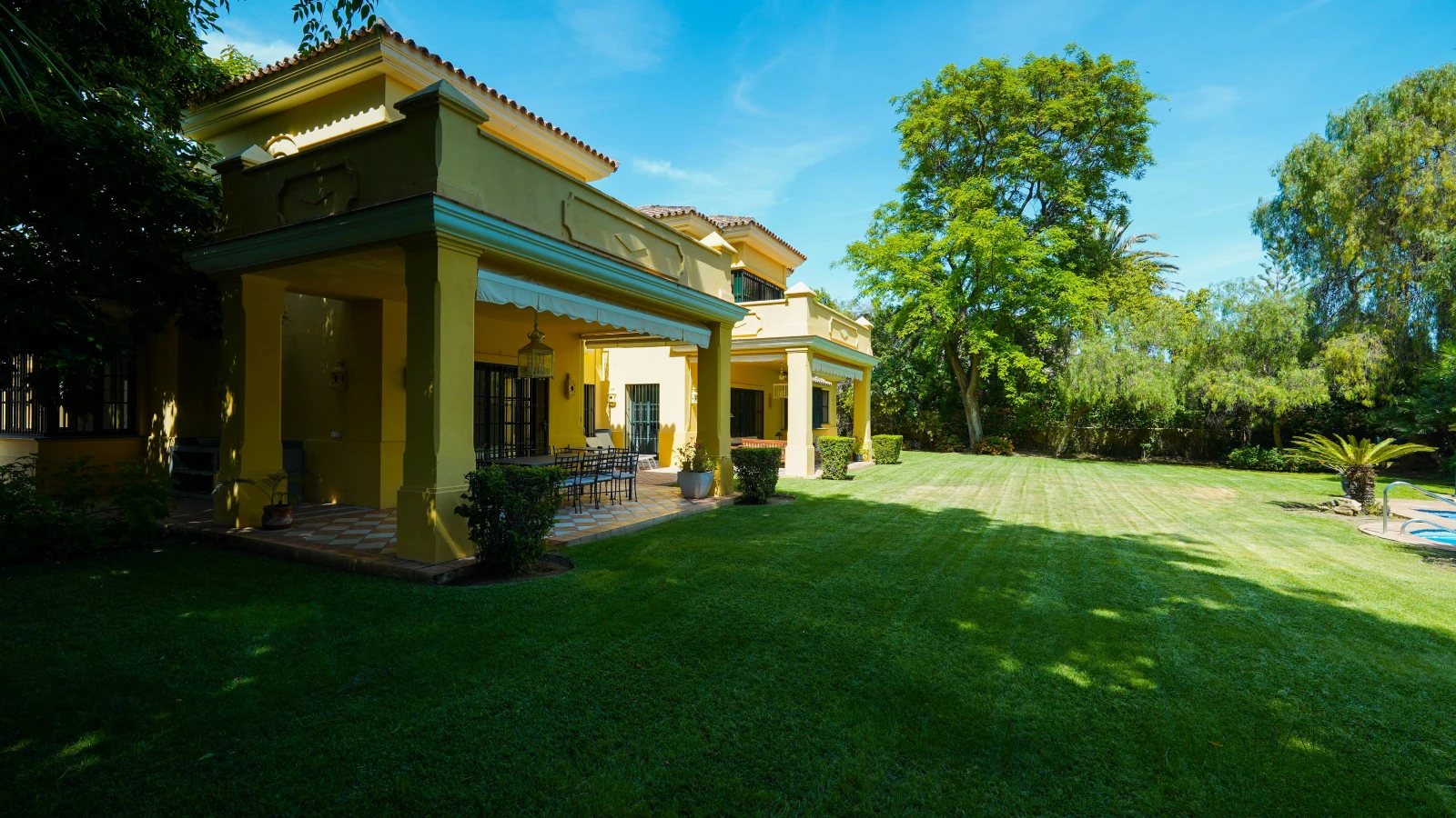 Mediterranean villa in Guadalmina with pool near the sea — interior, Guadalmina Baja, San Pedro de Alcántara (16 of 88)