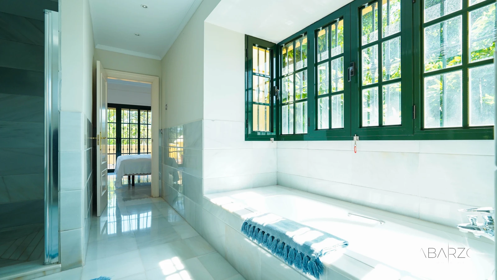 Mediterranean villa in Guadalmina with pool near the sea — interior, Guadalmina Baja, San Pedro de Alcántara (68 of 88)