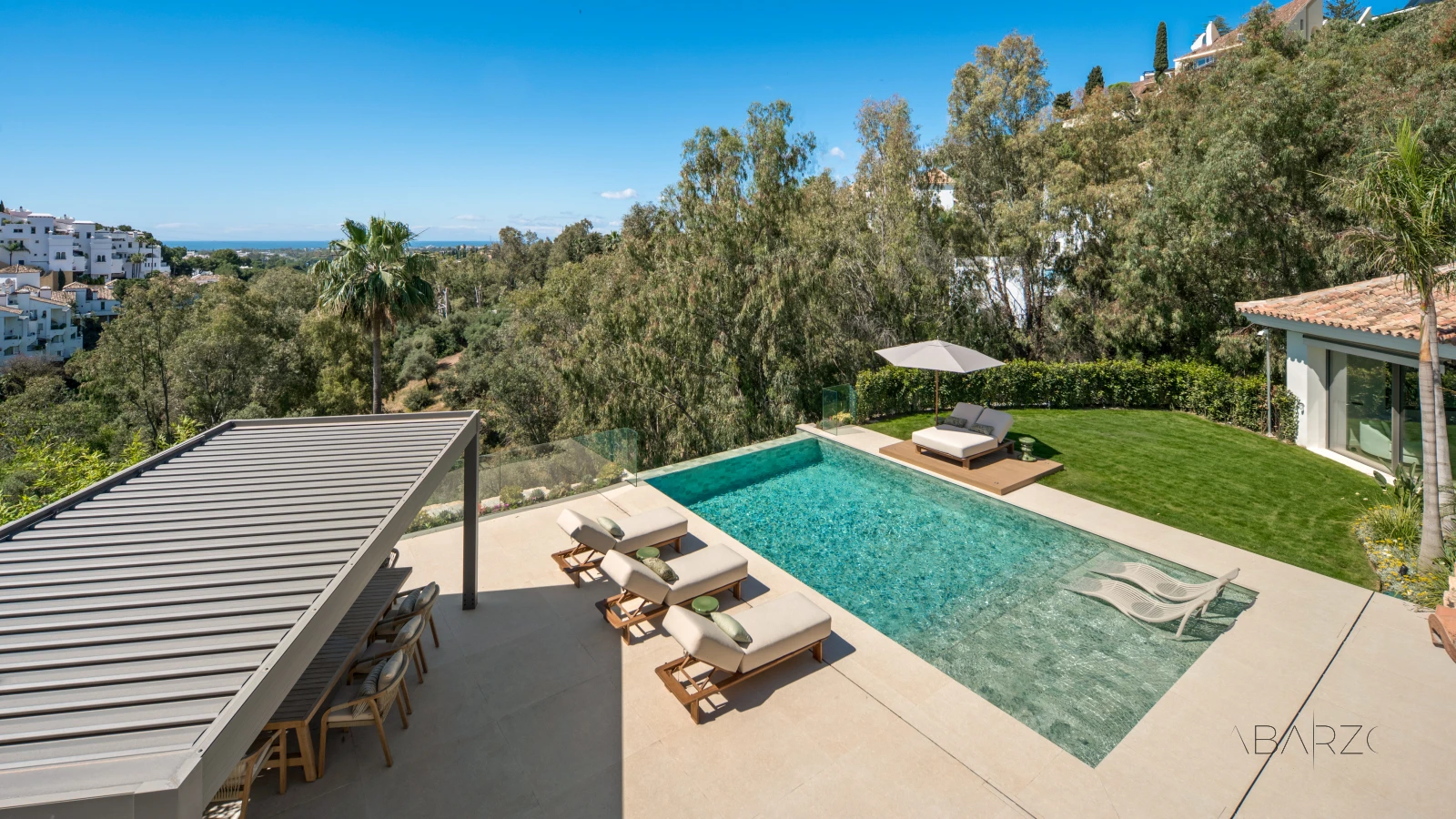 Villa de lujo en Benahavis con piscina cubierta y vistas al mar — interior, La Quinta, Benahavís (56 of 122)