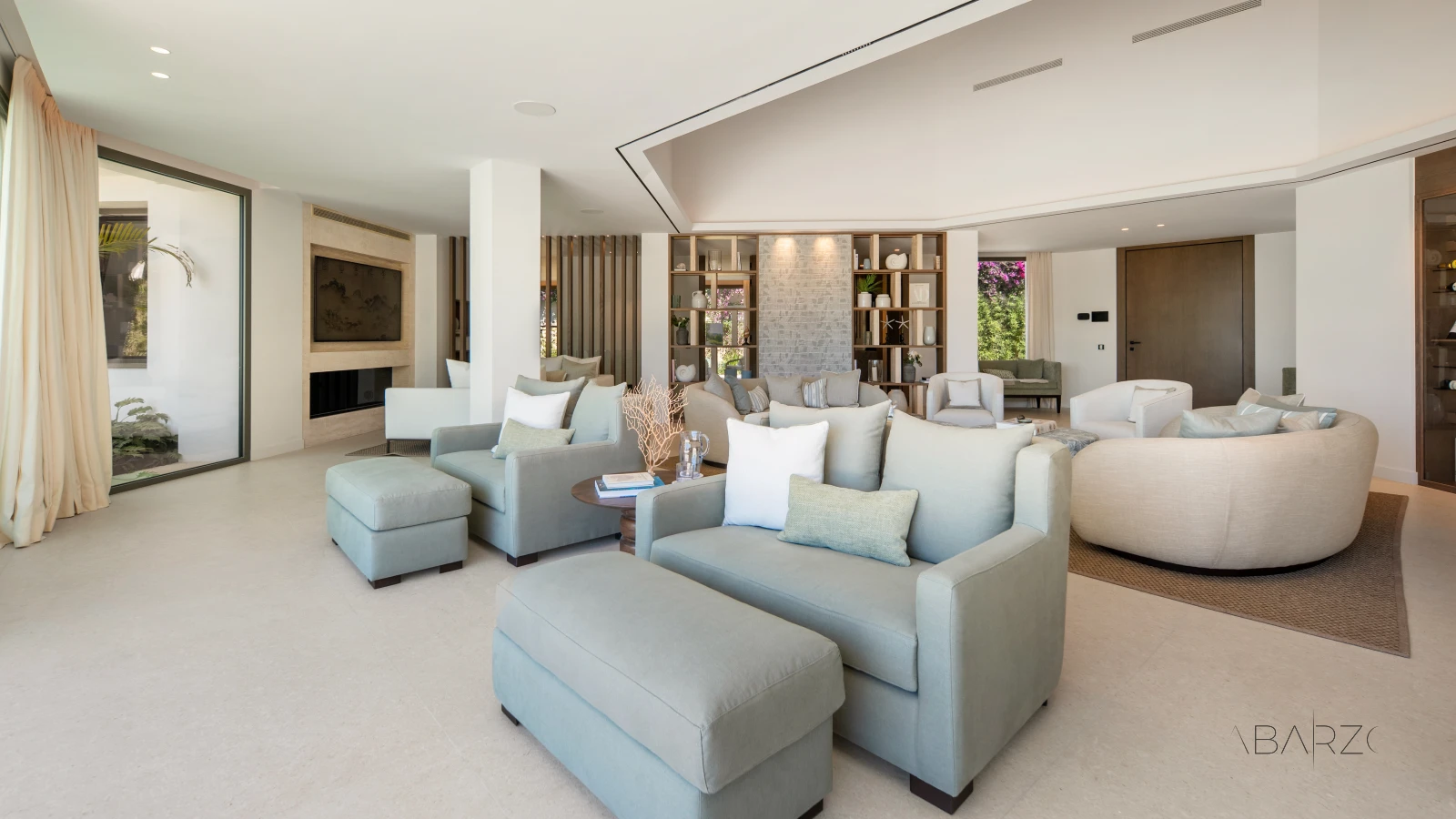 Villa de lujo en Benahavis con piscina cubierta y vistas al mar — interior, La Quinta, Benahavís (18 of 122)