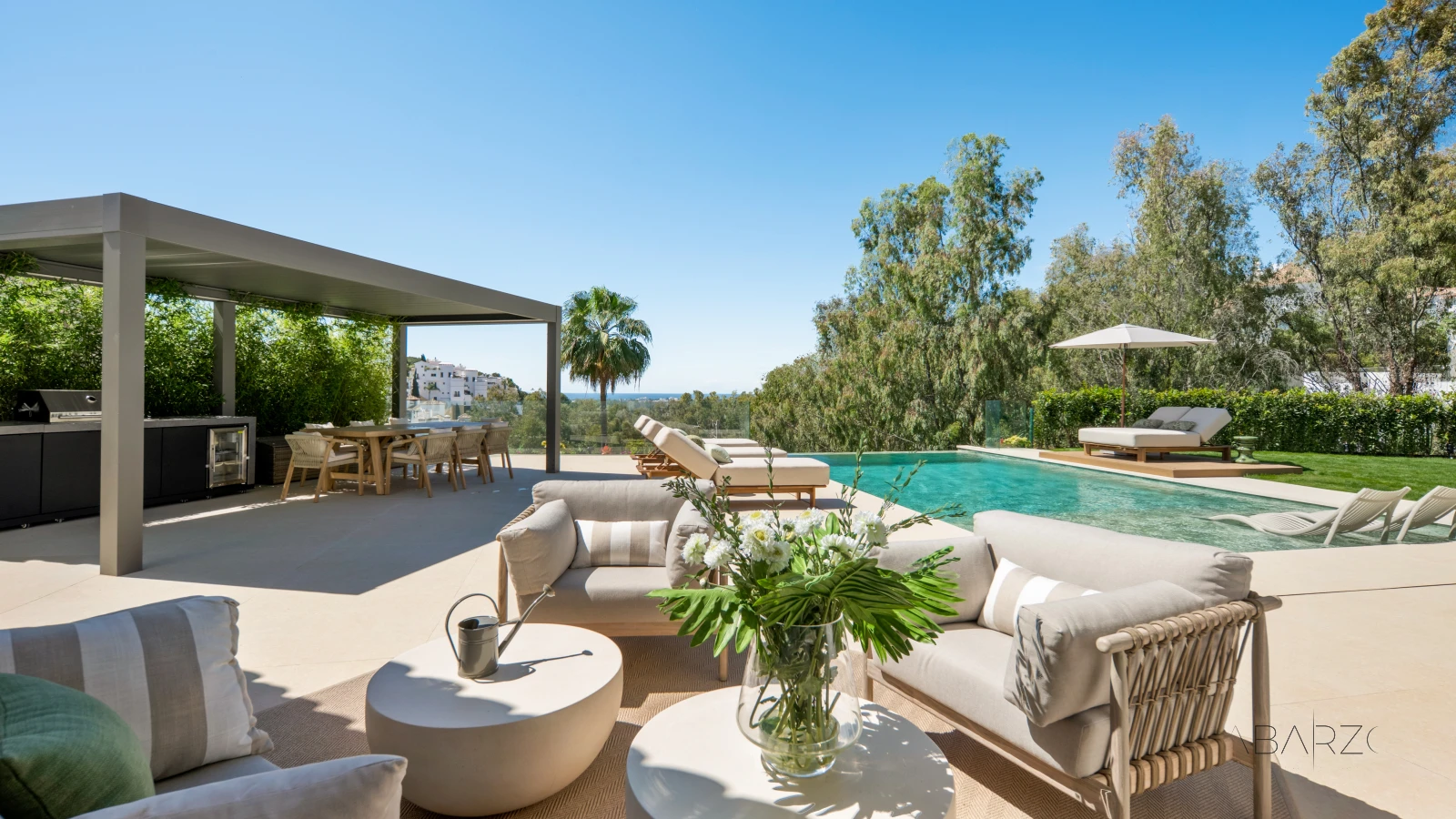 Villa de lujo en Benahavis con piscina cubierta y vistas al mar — interior, La Quinta, Benahavís (62 of 122)