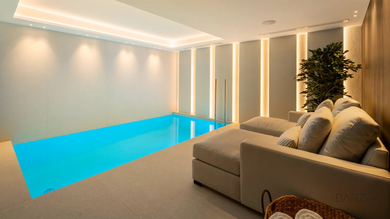 Villa de lujo en Benahavis con piscina cubierta y vistas al mar — interior, La Quinta, Benahavís (116 of 122)