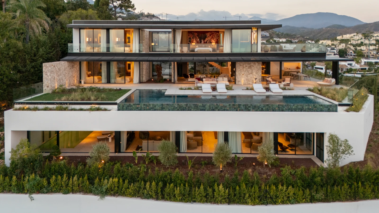 Villa with Panoramic Seaviews and Private Pool in La Quinta — interior, La Quinta, Benahavís (51 of 56)
