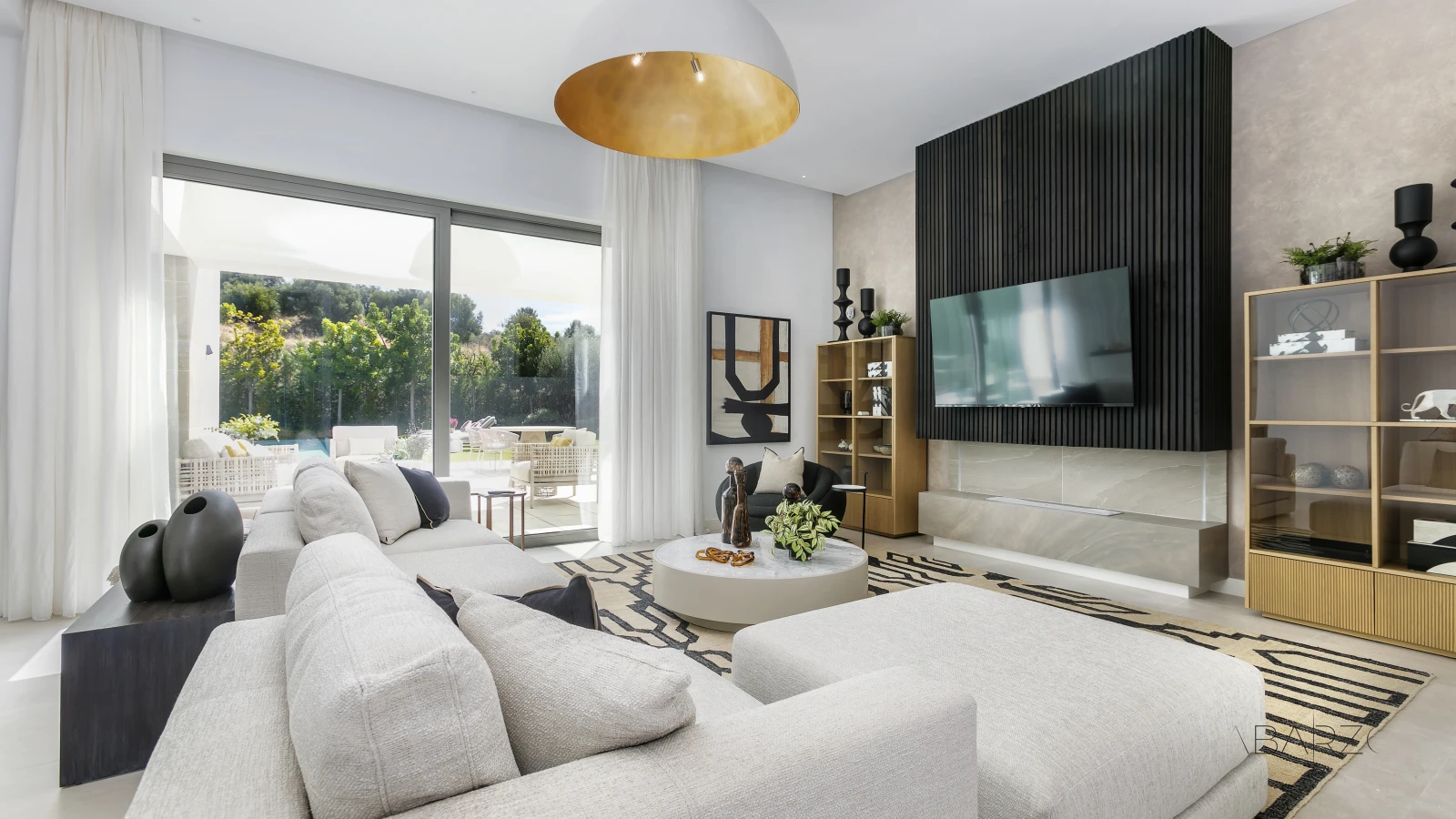 Contemporary villa with private pool and garden in El Paraíso — interior, New Golden Mile, Estepona (5 of 29)