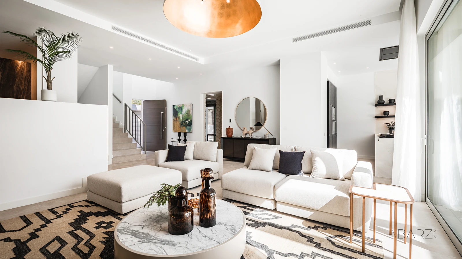 Contemporary villa with private pool and garden in El Paraíso — interior, New Golden Mile, Estepona (3 of 29)