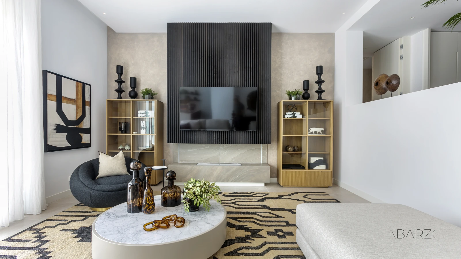 Contemporary villa with private pool and garden in El Paraíso — interior, New Golden Mile, Estepona (4 of 29)