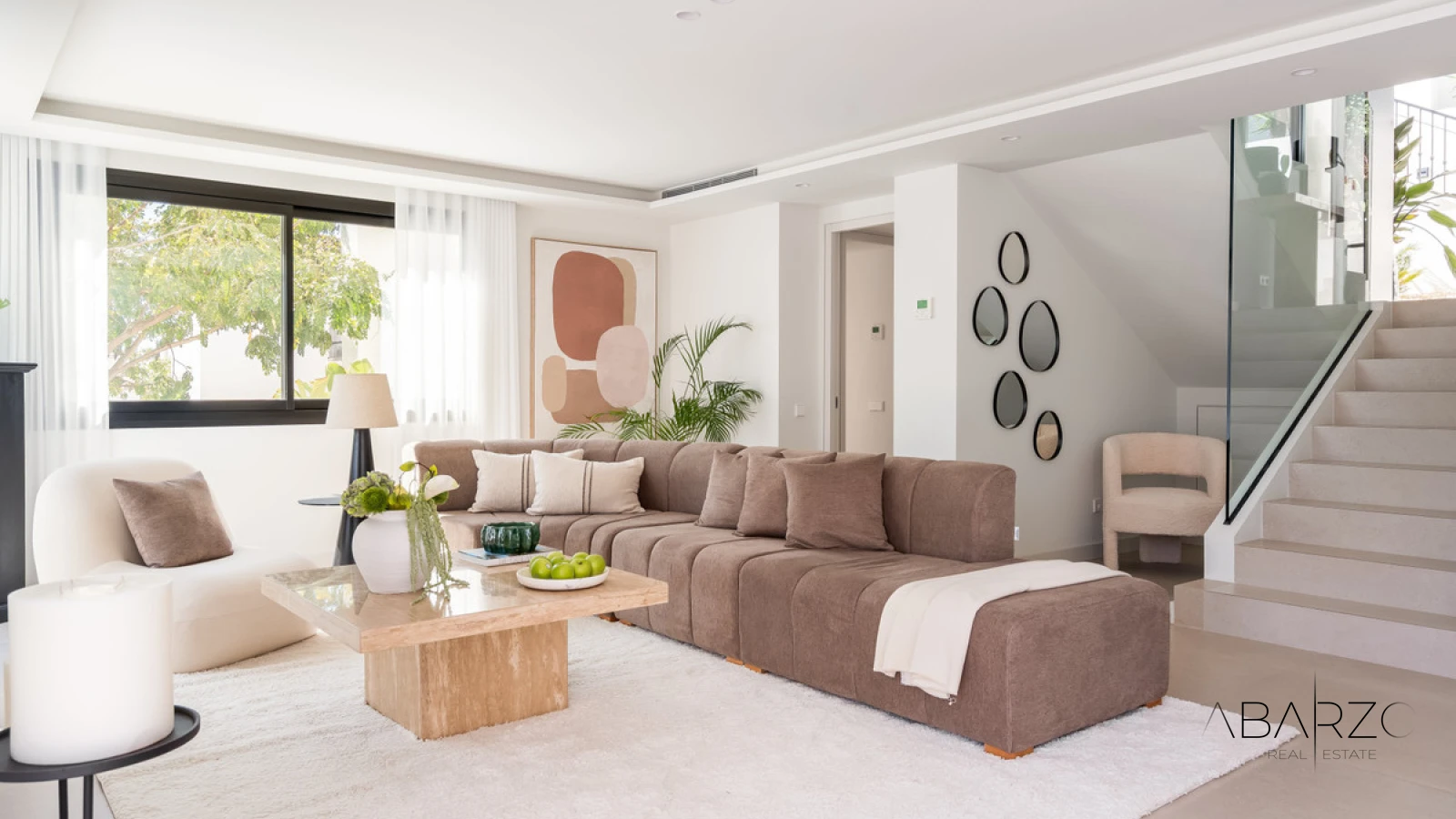 Contemporary Villa with Pool in Los Naranjos Hill Club, Marbella — interior, Nueva Andalucía, Marbella (4 of 35)