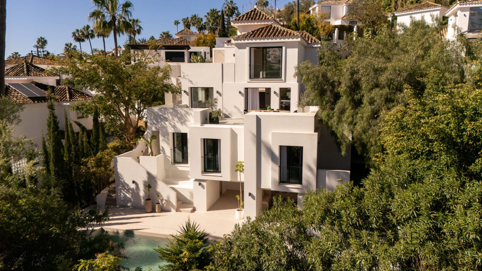 Contemporary Villa with Pool in Los Naranjos Hill Club, Marbella — interior, Nueva Andalucía, Marbella (31 of 35)