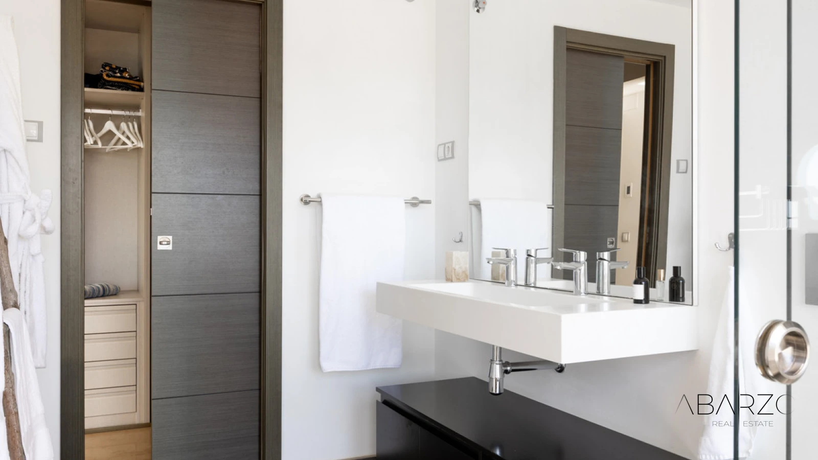 Townhouse with Stunning Views and Large Terraces in Marbella — interior, Golden Mile, Marbella (14 of 37)