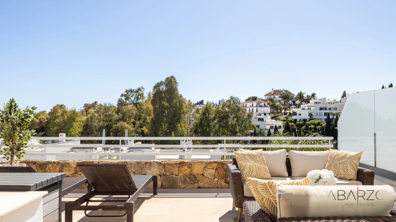 Townhouse with Stunning Views and Large Terraces in Marbella — interior, Golden Mile, Marbella (23 of 37)