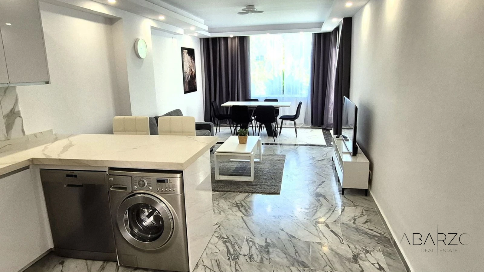 Garden Apartment in Bahía de Marbella Renovated and Prime Location — interior, Marbella East, Marbella (12 of 28)
