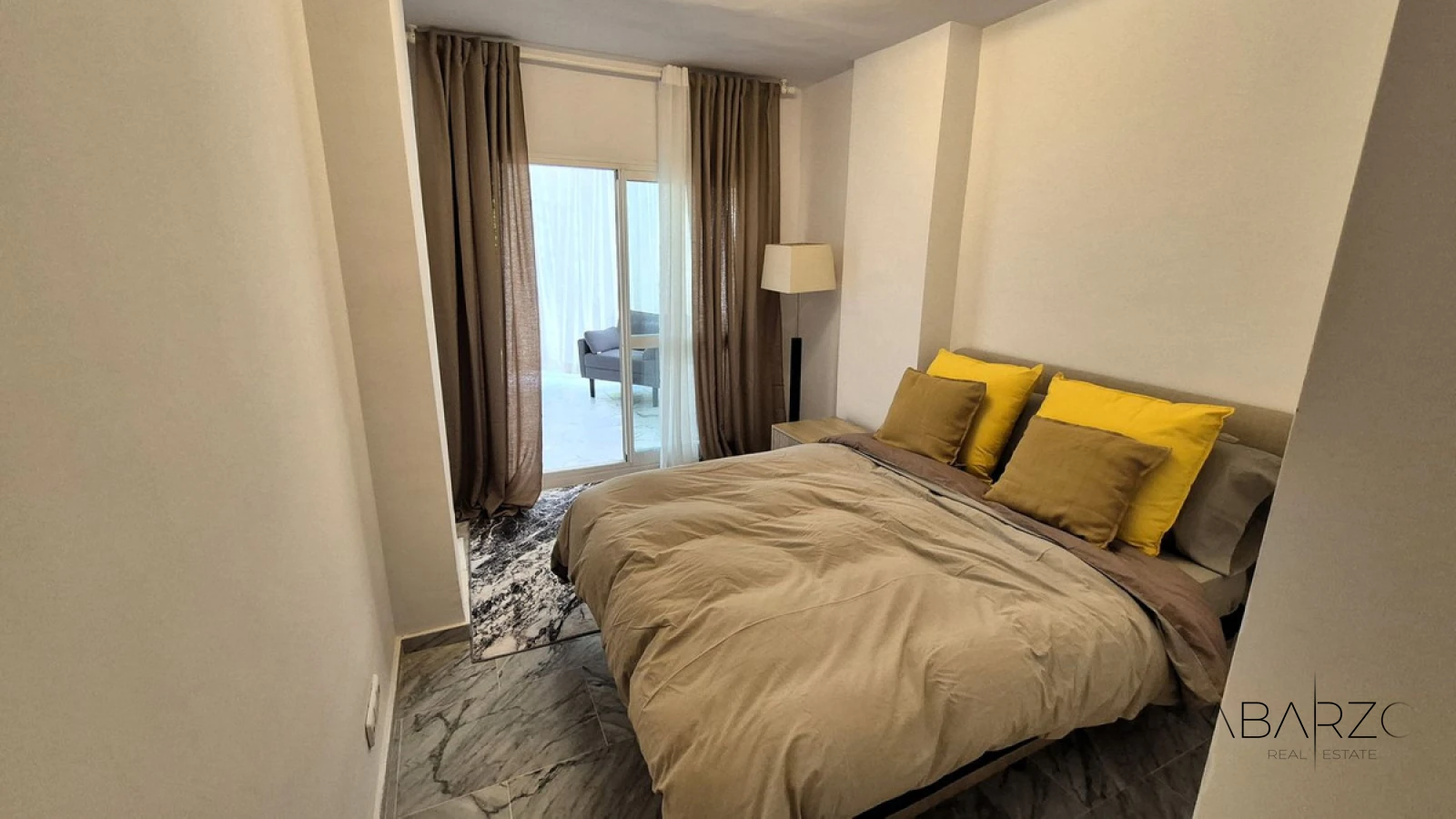 Garden Apartment in Bahía de Marbella Renovated and Prime Location — interior, Marbella East, Marbella (19 of 28)