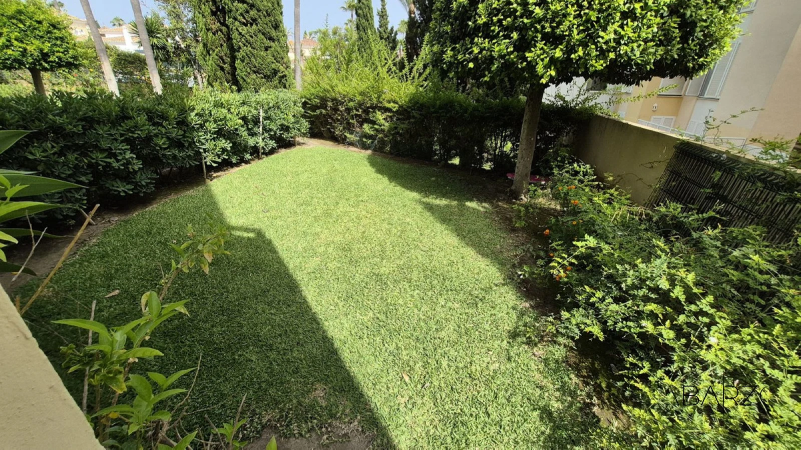 Garden Apartment in Bahía de Marbella Renovated and Prime Location — interior, Marbella East, Marbella (4 of 28)