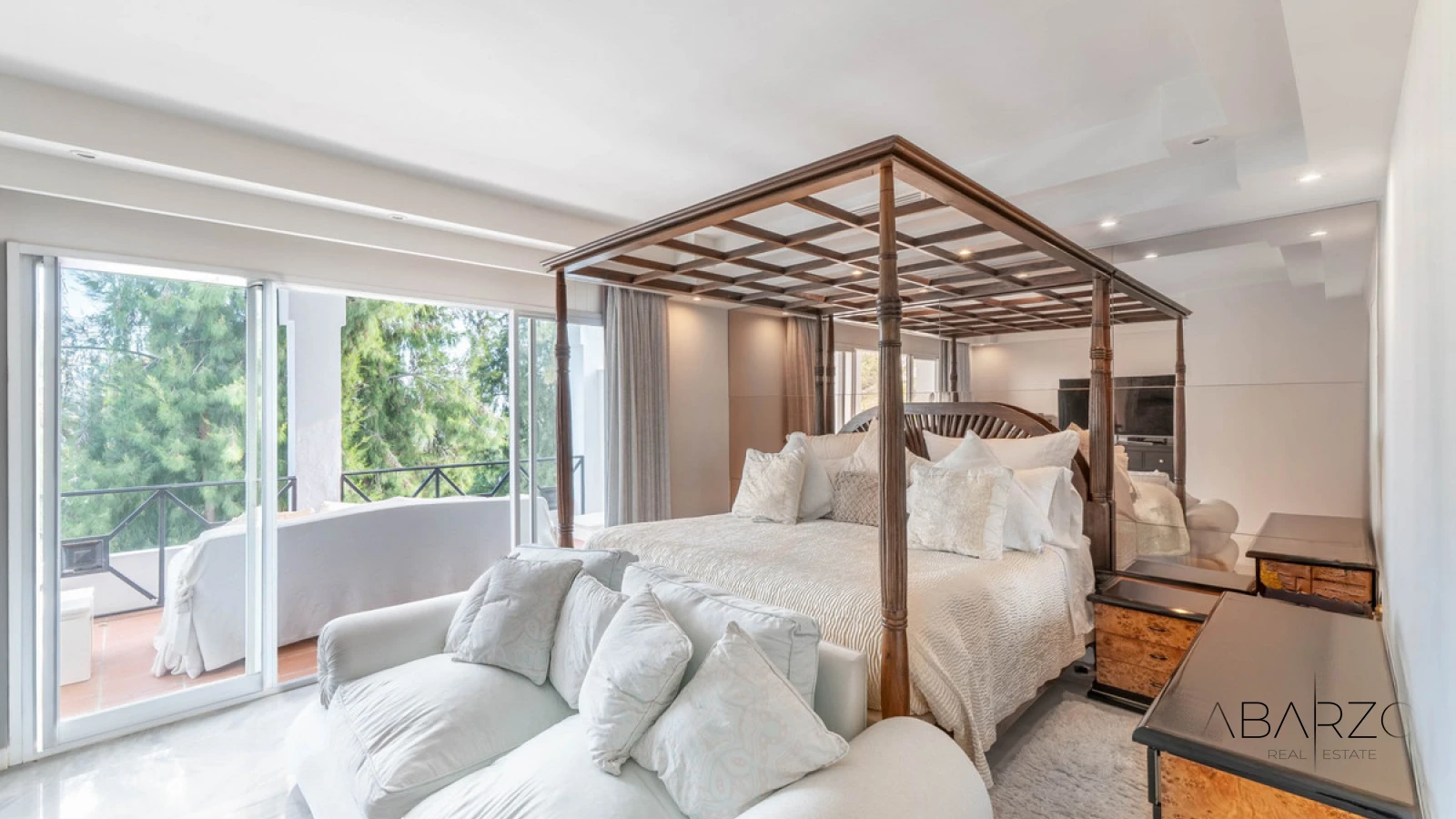 Semi-detached house in Las Terrazas de La Quinta with heated saltwater pool and sea views — interior, La Quinta, Benahavís (5 of 26)