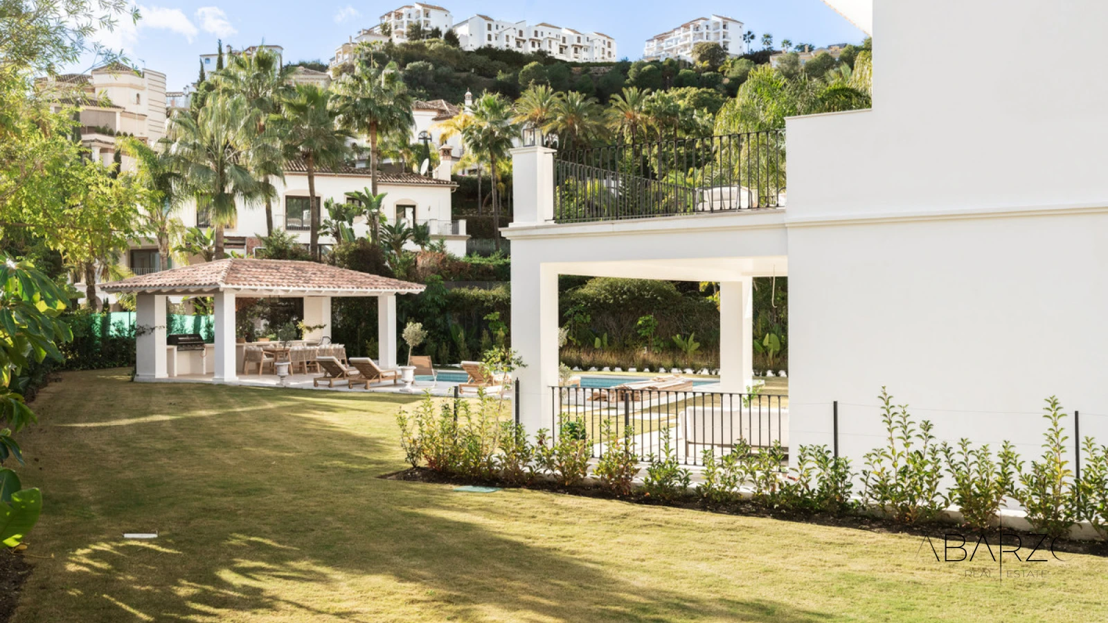 Contemporary Villa with Pool and Mountain Views in Los Arqueros, Benahavís — interior, Los Arqueros, Benahavís (34 of 37)