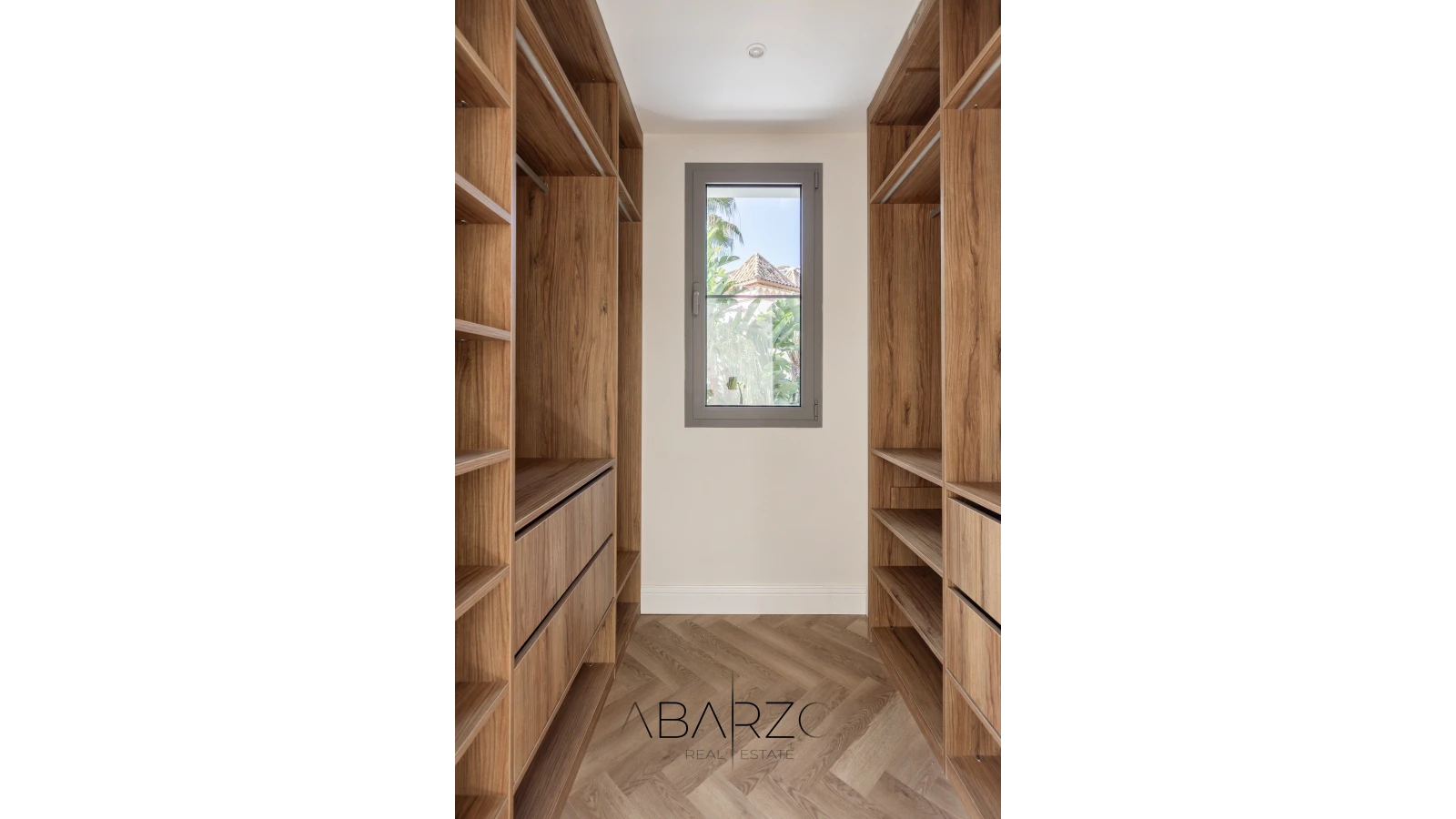 Contemporary Villa with Pool and Mountain Views in Los Arqueros, Benahavís — interior, Los Arqueros, Benahavís (21 of 37)