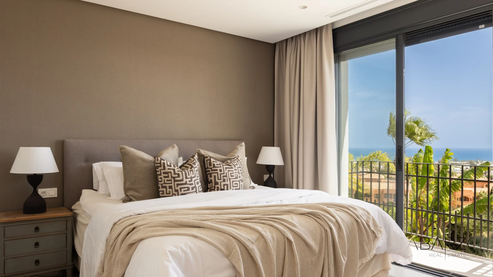Luxury Villa with Panoramic Sea Views in Los Flamingos, Benahavís — interior, Los Flamingos, Benahavís (17 of 45)