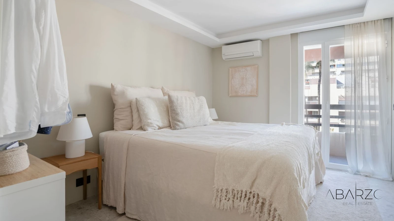 Penthouse in Marbella Center with Private Rooftop Pool and Panoramic Views — interior, Marbella Centro, Marbella (11 of 27)