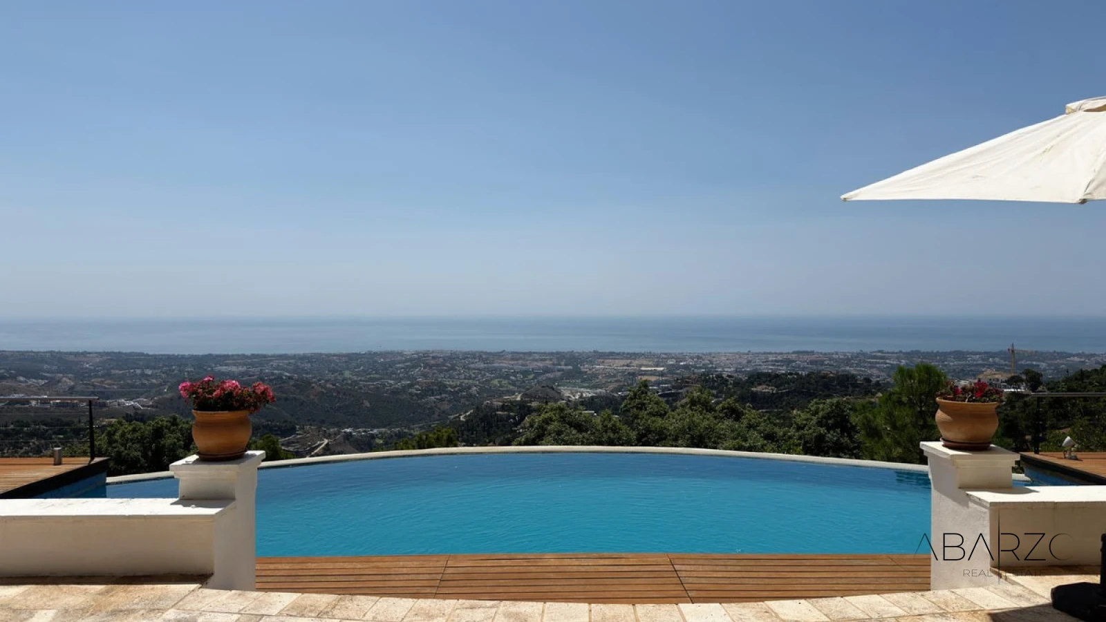 Luxury Villa with Private Pool and Spacious Gardens in La Zagaleta, Benahavis — interior, La Zagaleta, Benahavís (2 of 49)