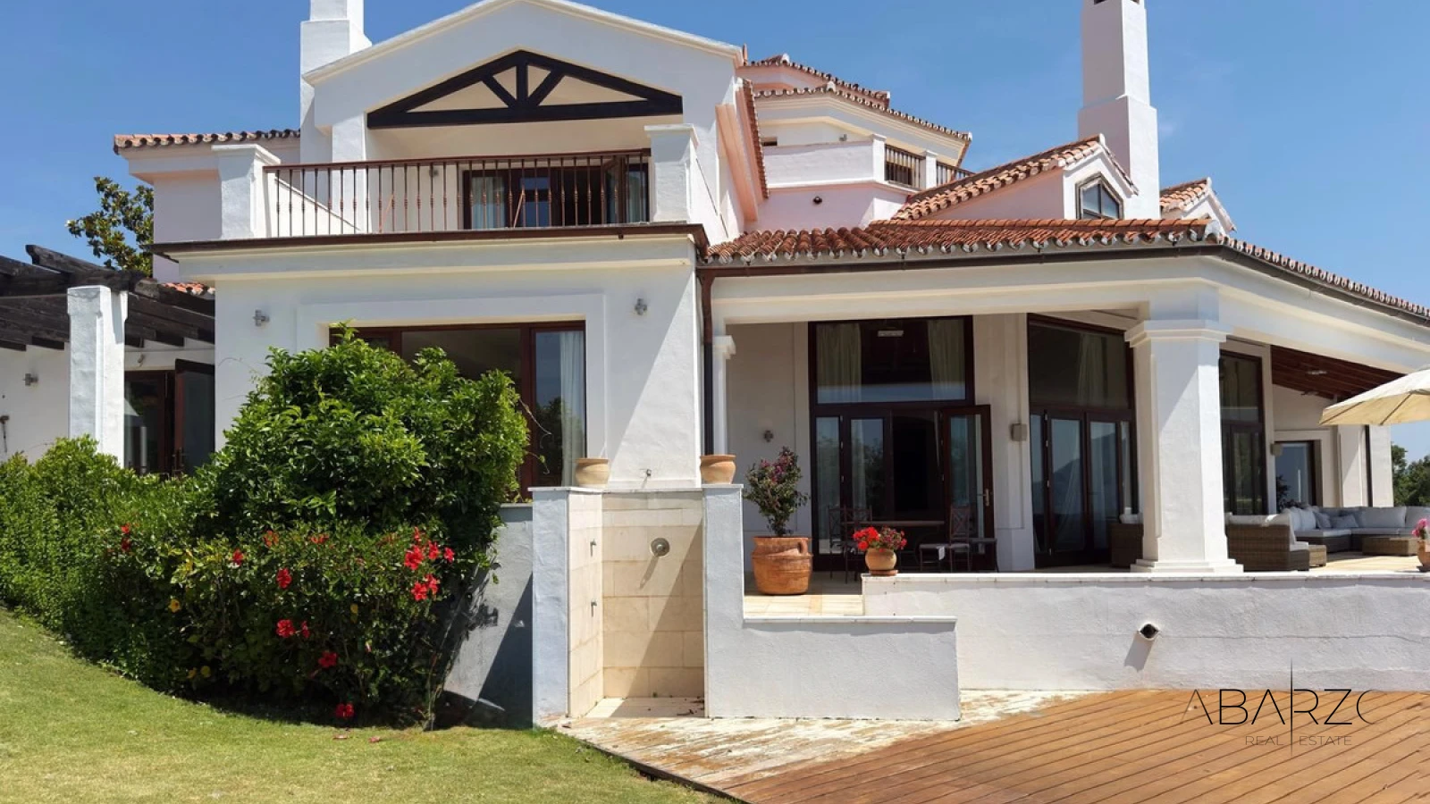Luxury Villa with Private Pool and Spacious Gardens in La Zagaleta, Benahavis — interior, La Zagaleta, Benahavís (8 of 49)