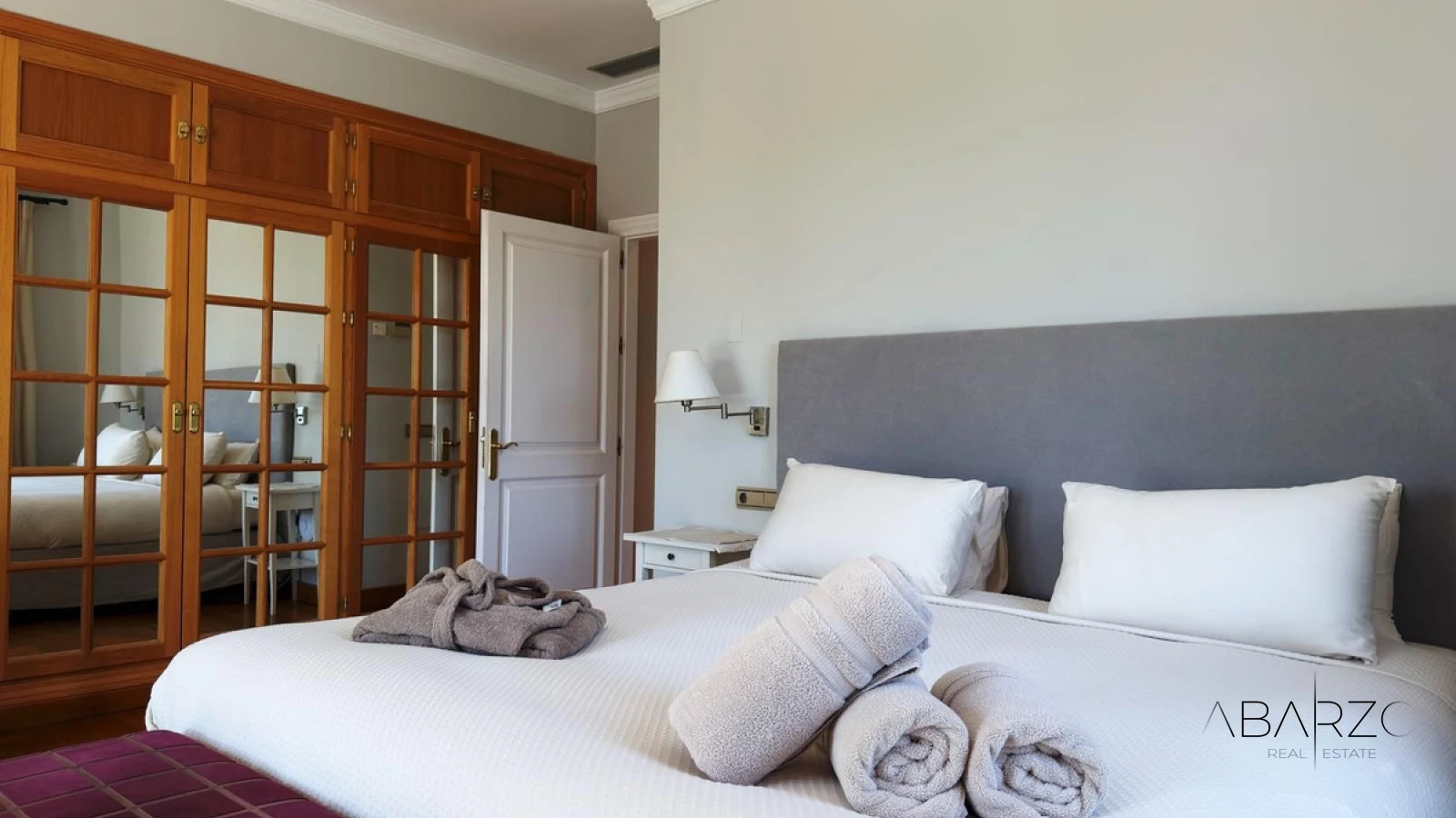 Luxury Villa with Private Pool and Spacious Gardens in La Zagaleta, Benahavis — interior, La Zagaleta, Benahavís (17 of 49)