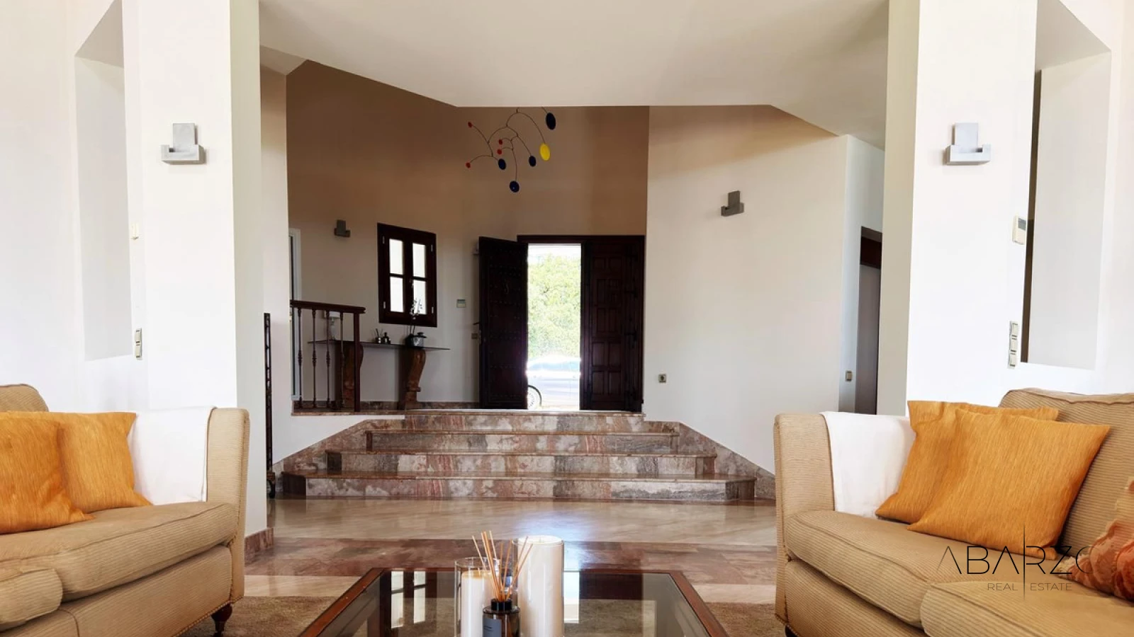 Luxury Villa with Private Pool and Spacious Gardens in La Zagaleta, Benahavis — interior, La Zagaleta, Benahavís (26 of 49)