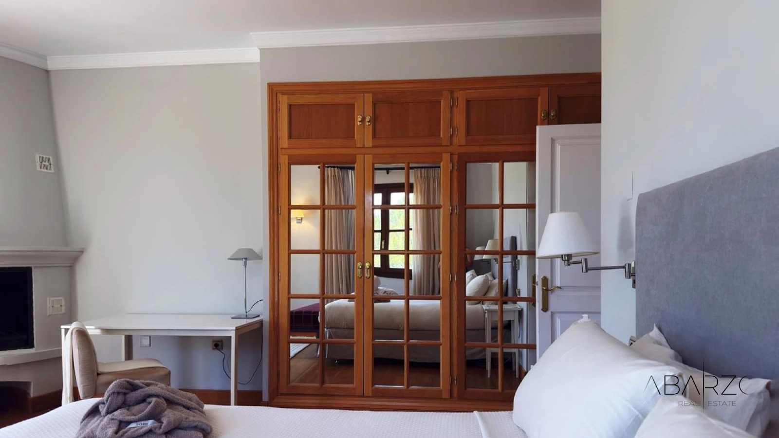 Luxury Villa with Private Pool and Spacious Gardens in La Zagaleta, Benahavis — interior, La Zagaleta, Benahavís (25 of 49)