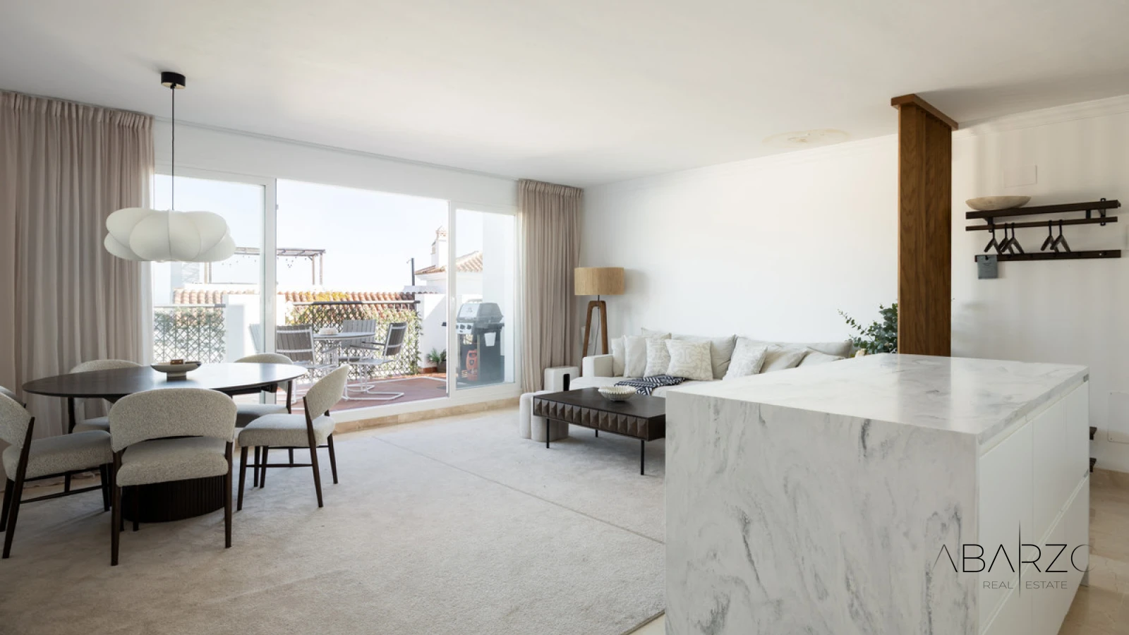 Penthouse with Jacuzzi and Sea Views in El Paraiso Pueblo, Estepona — interior, New Golden Mile, Estepona (5 of 25)
