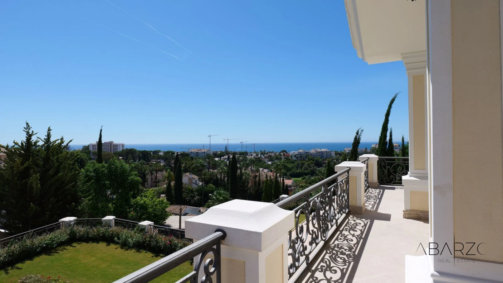 Luxury Villa in El Rosario Marbella with Sea Views and Private Pool — interior, Marbella East, Marbella (39 of 49)