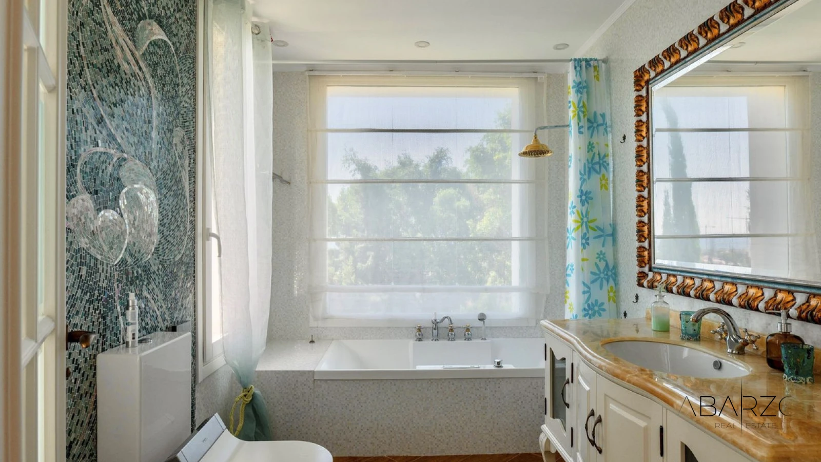Luxury Villa in El Rosario Marbella with Sea Views and Private Pool — interior, Marbella East, Marbella (27 of 49)