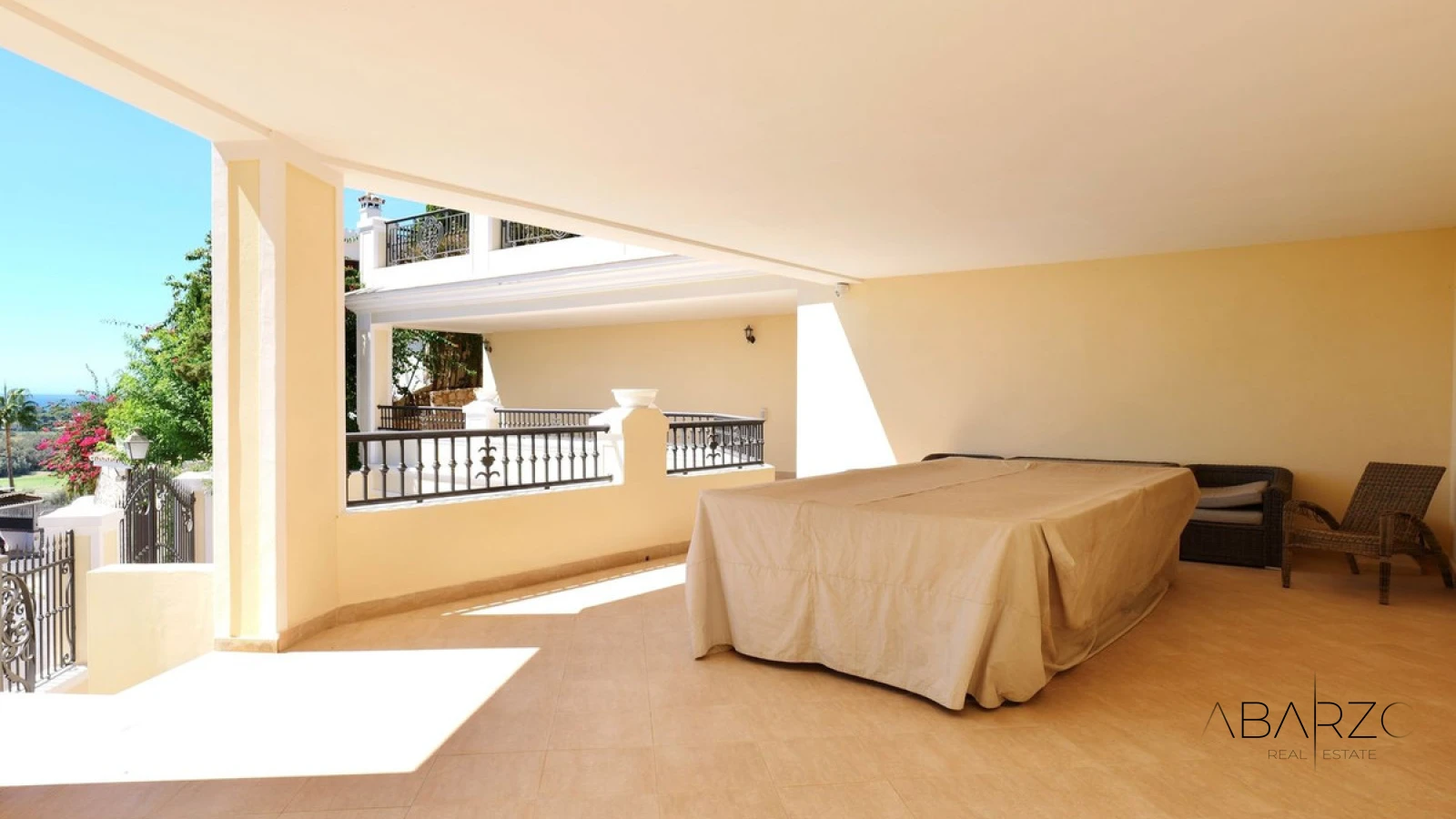 Luxury Villa in El Rosario Marbella with Sea Views and Private Pool — interior, Marbella East, Marbella (49 of 49)
