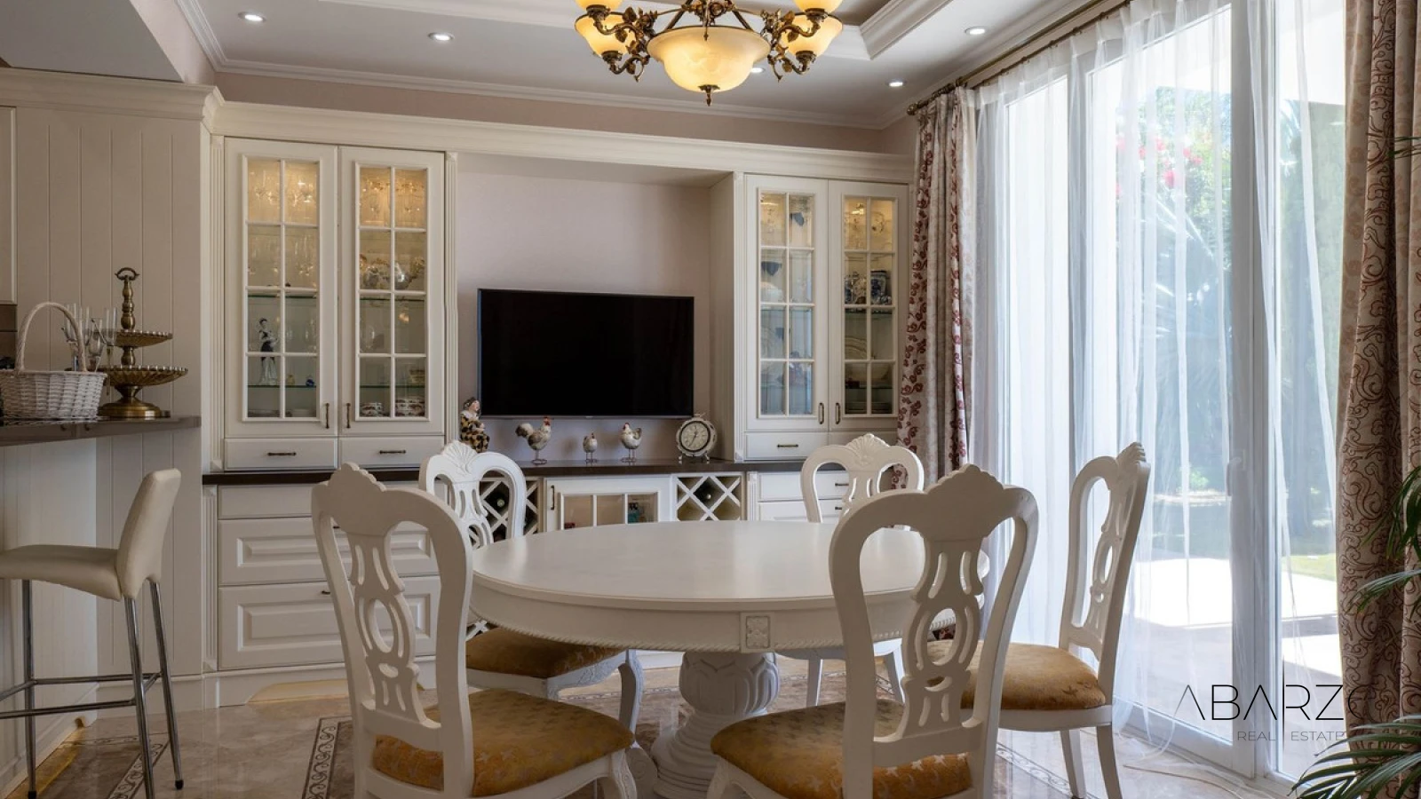 Luxury Villa in El Rosario Marbella with Sea Views and Private Pool — interior, Marbella East, Marbella (11 of 49)