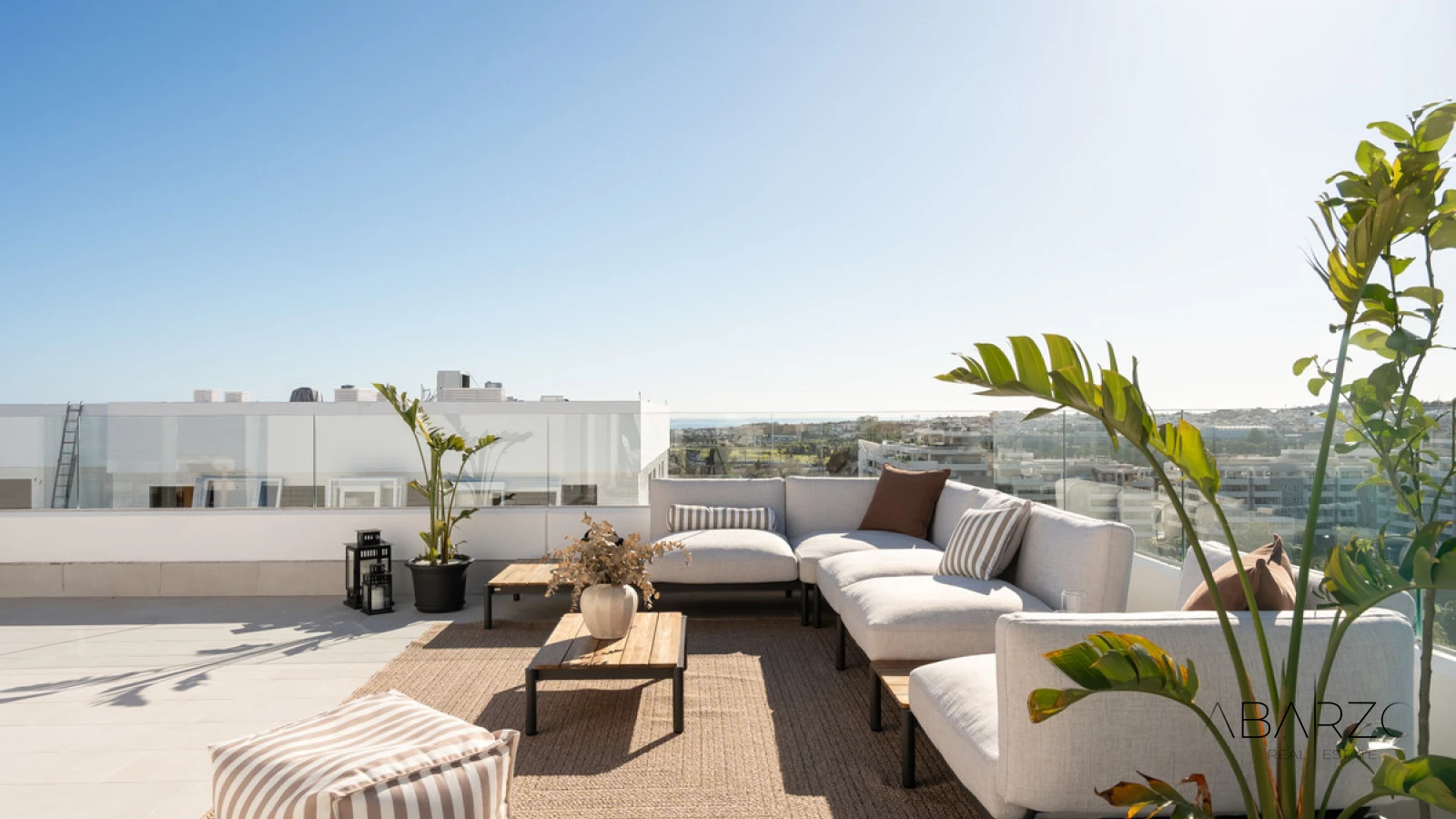 Penthouse with Sea Views and Large Terrace in La Campana, Nueva Andalucía — interior, Nueva Andalucía, Marbella (27 of 35)