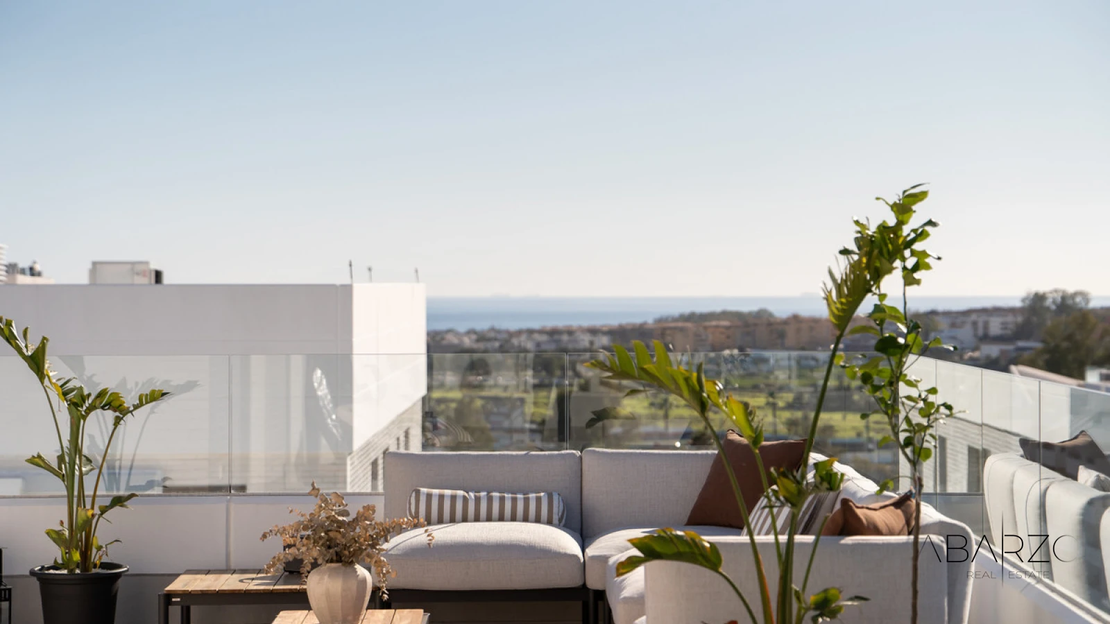 Penthouse with Sea Views and Large Terrace in La Campana, Nueva Andalucía — interior, Nueva Andalucía, Marbella (24 of 35)