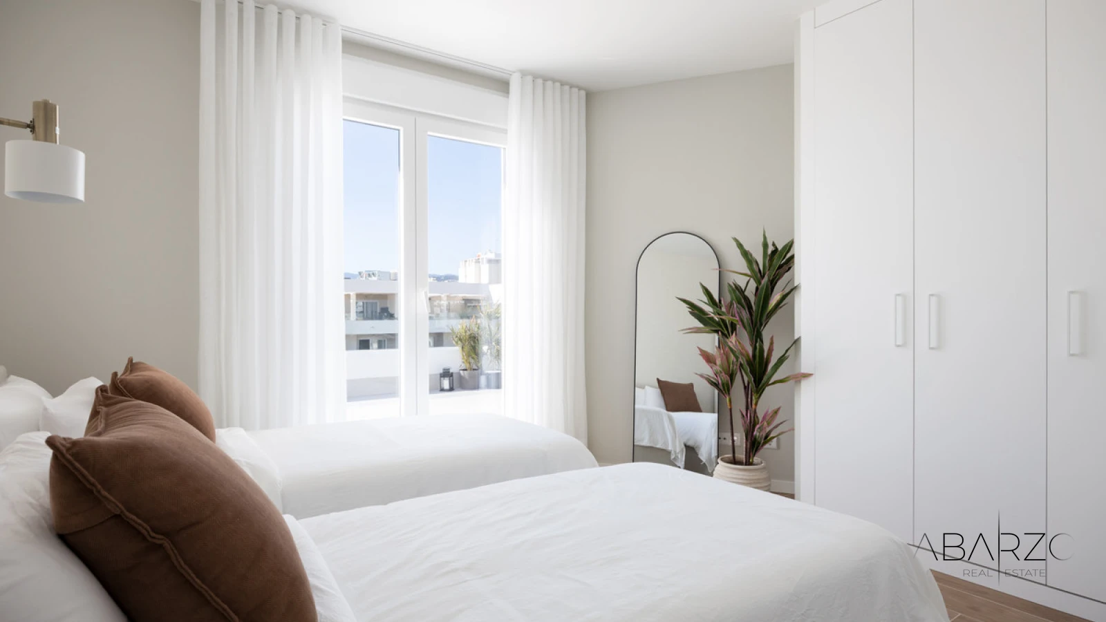 Penthouse with Sea Views and Large Terrace in La Campana, Nueva Andalucía — interior, Nueva Andalucía, Marbella (13 of 35)